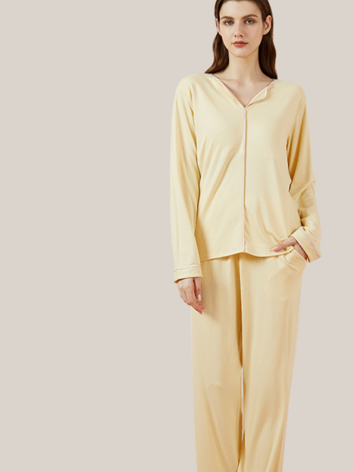 NuLounge Thermal Pajamas Sleep Set