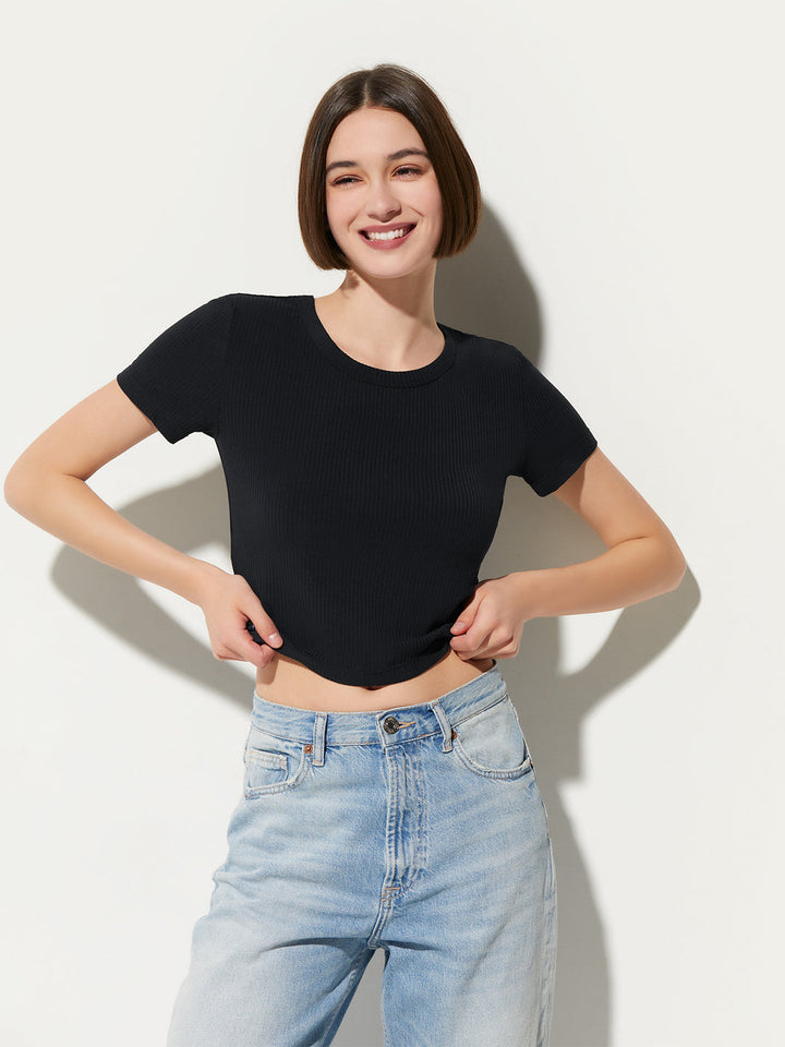 Crew Neck Bra-in T-shirt